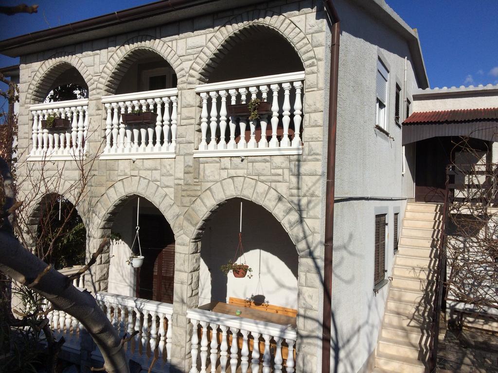 Apartments Tamara Medulin Exterior photo